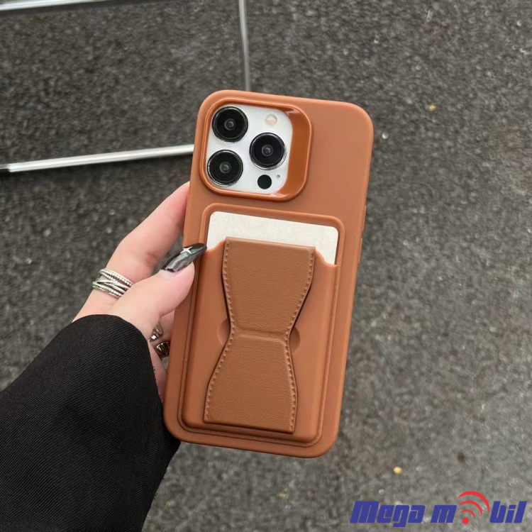 Futrola iPhone 13 Pro Silicon Pocket purple